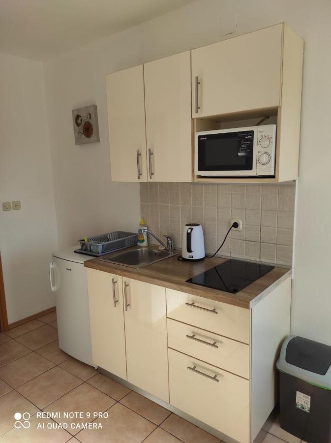 Apartments Golic ビオグラード・ナ・モル エクステリア 写真