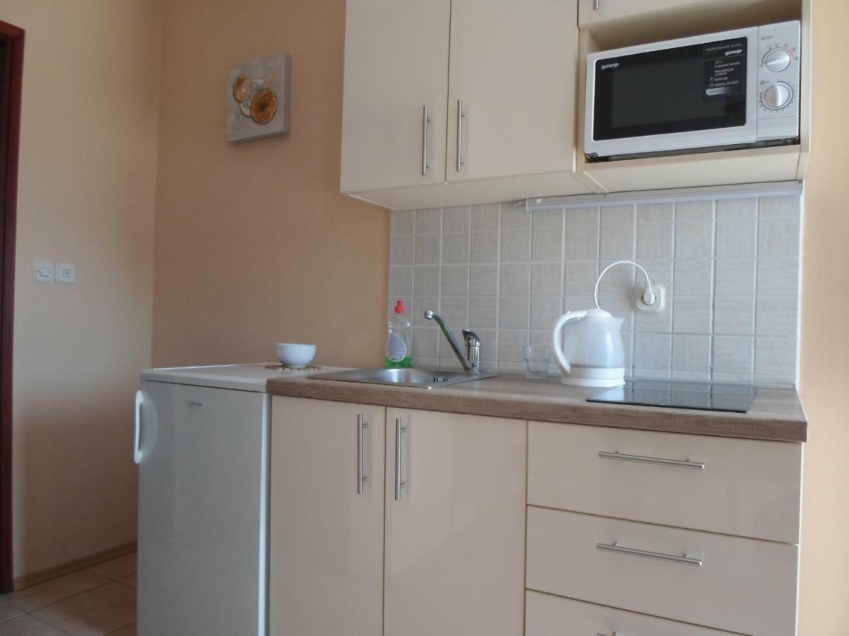 Apartments Golic ビオグラード・ナ・モル エクステリア 写真